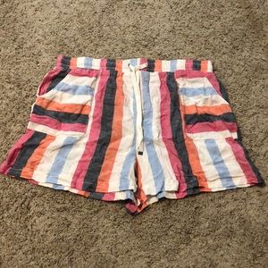 Linen shorts